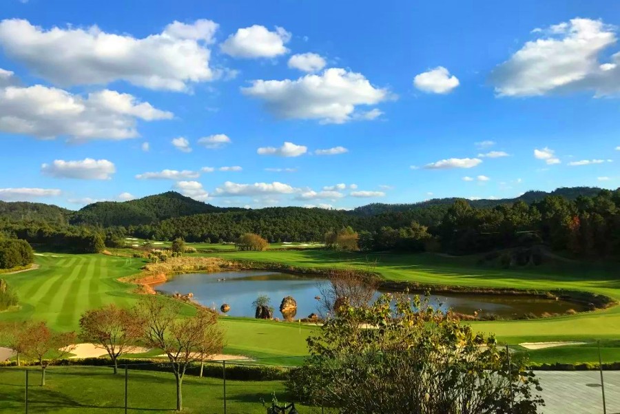 Kunming Golf Break - 4D3N3R China Golf Package in the Spring City