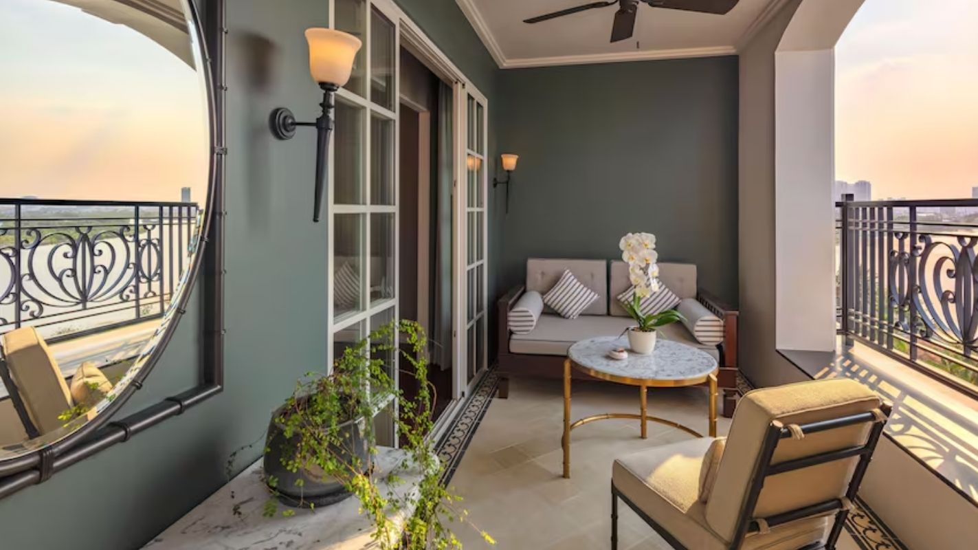 Mia Saigon Luxury Boutique Hotel