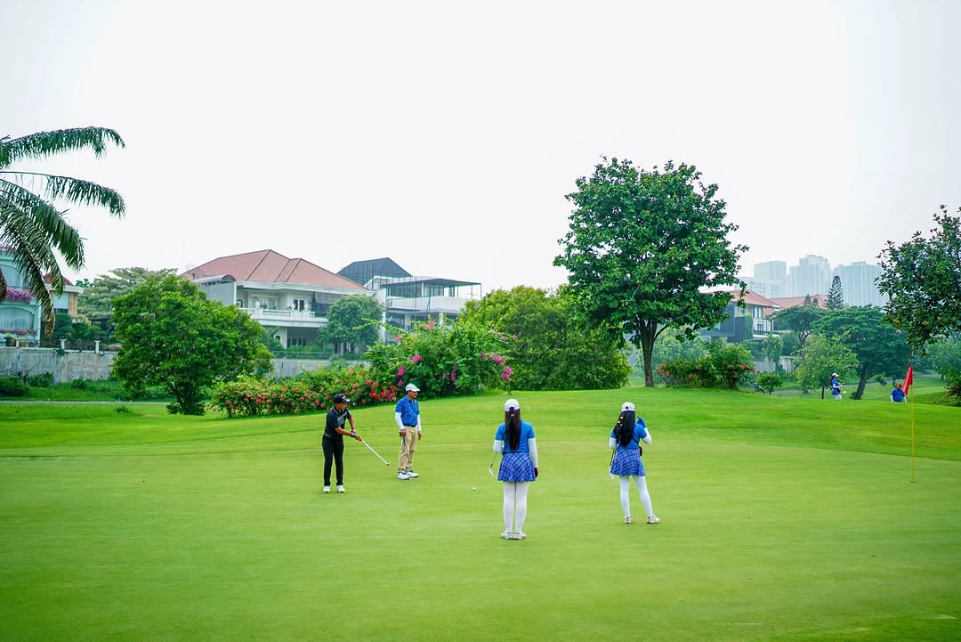 Bukit Darmo Golf