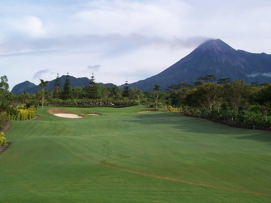 Yogyakarta Golf Package - 3D2N2R