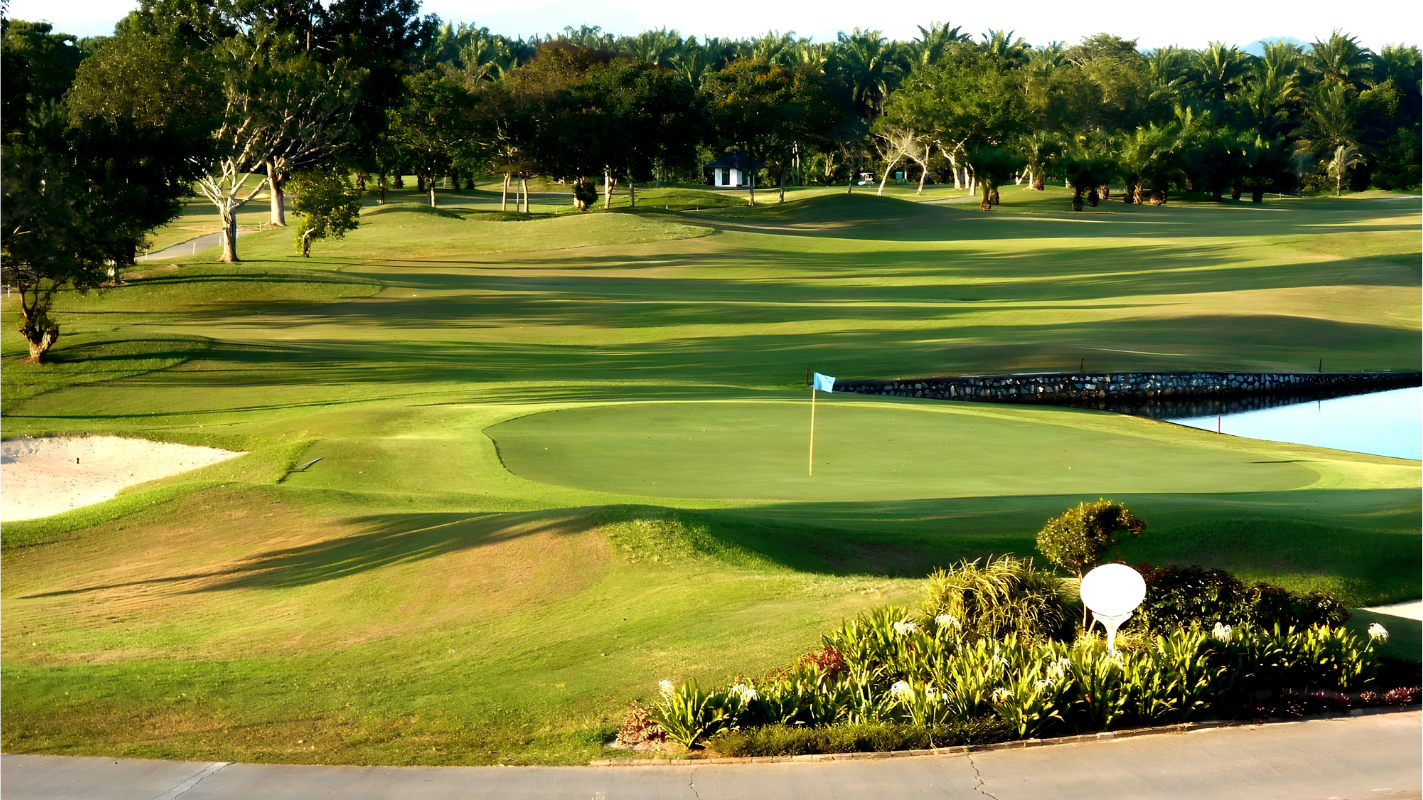 Gunung Raya Golf Resort