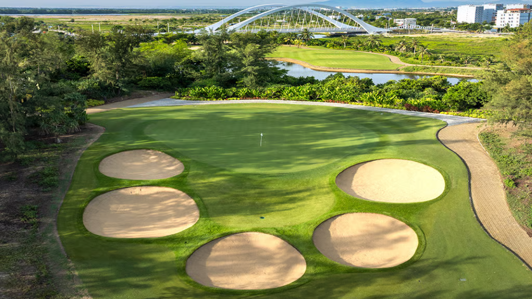 Hanoi - Danang (2-Destination) Golf Package - 9D8N6R