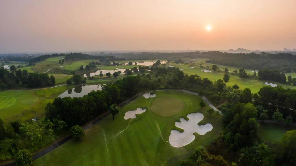 Gunung Raya Golf Resort