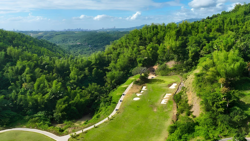 The Iloilo Golf & Country Club